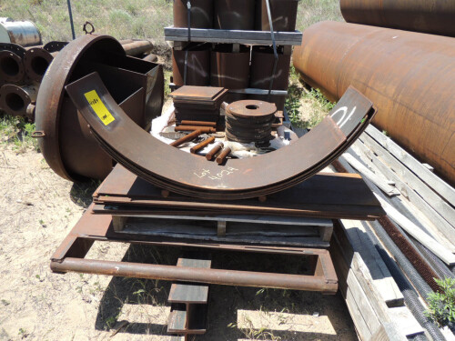 This is the lot lead, it displays above the lot on the catalog. Should be short and to the point.